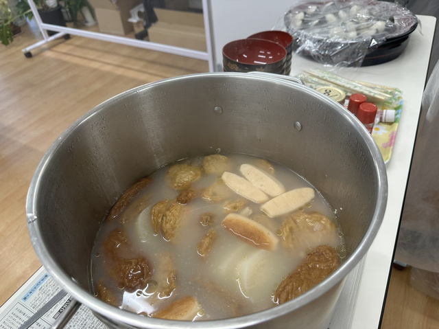 ナンキュウの炊き出し